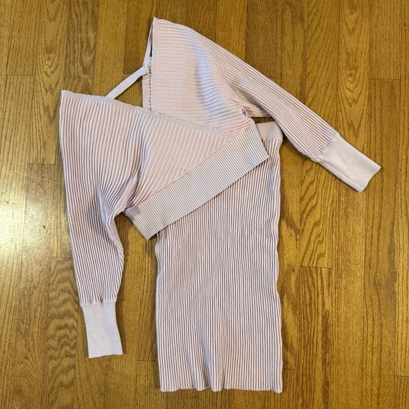 Simplee Pink Knit Top with Skirt Women’s size L - Picture 1 of 10